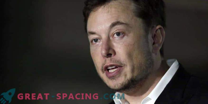 Ilon Musk renomeou o foguete de Marte novamente