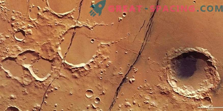 Tectônica marciana fresca: falhas profundas no Planeta Vermelho