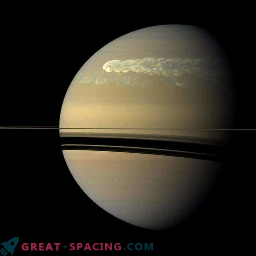 A maior tempestade de Saturno