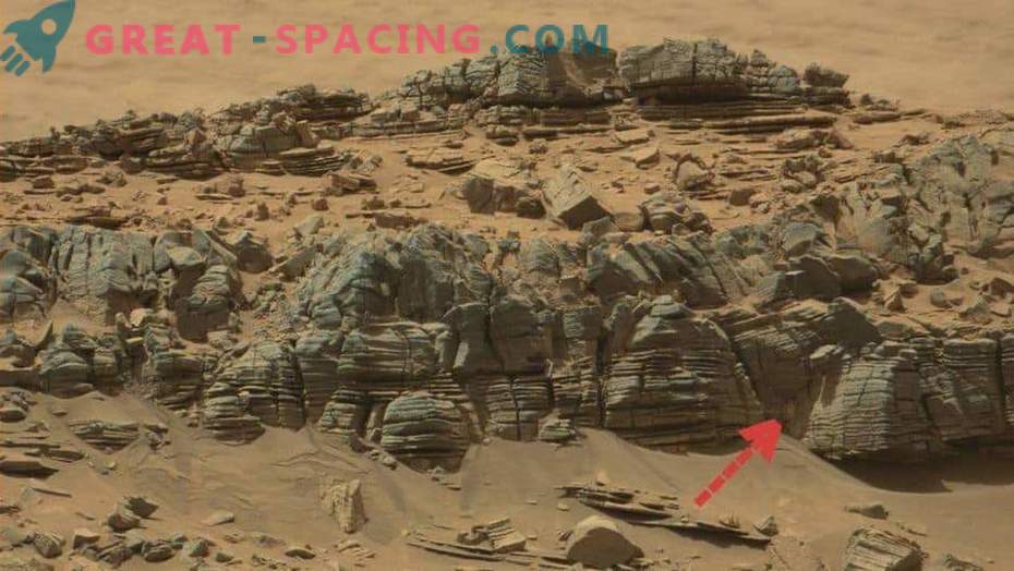 10 objetos estranhos em Marte! Parte 3