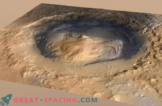 Misteriosos morros marcianos eram crateras cheias de líquido