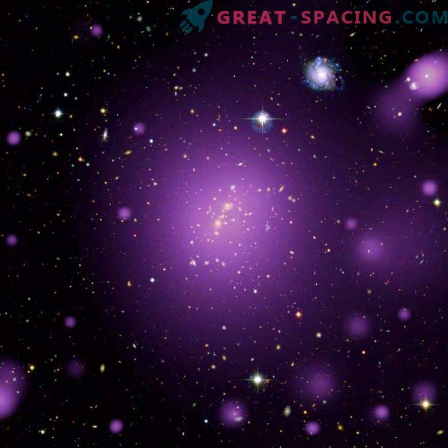 Levantamento de raios-X em larga escala do Universo