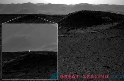 A luz misteriosa foi capturada pelo Curiosity Mars Rover da NASA
