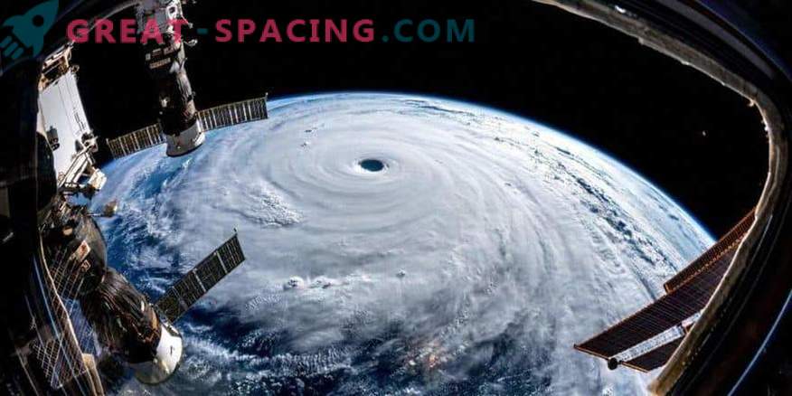 Como é a escala do tufão Trami a partir da altura da ISS