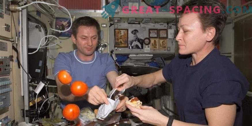 Como vivem os astronautas da ISS: rotina diária, tempo livre, sono e alimentação