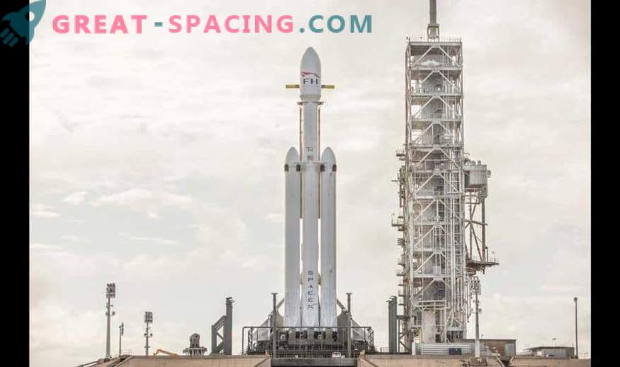 SpaceX está testando um novo foguete grande