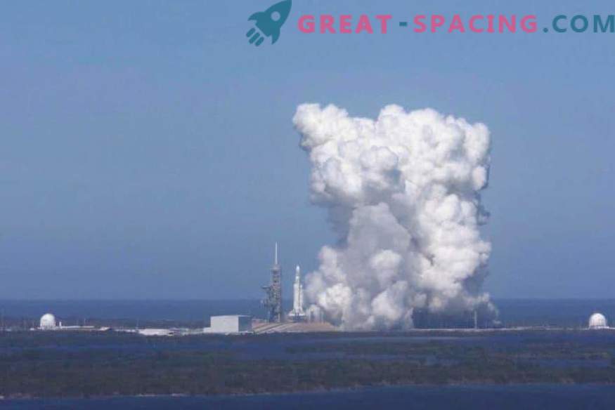 SpaceX está testando um novo foguete grande
