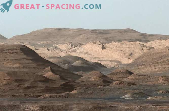 O Mars Rover descobriu que a cratera Gale era uma vez um grande lago