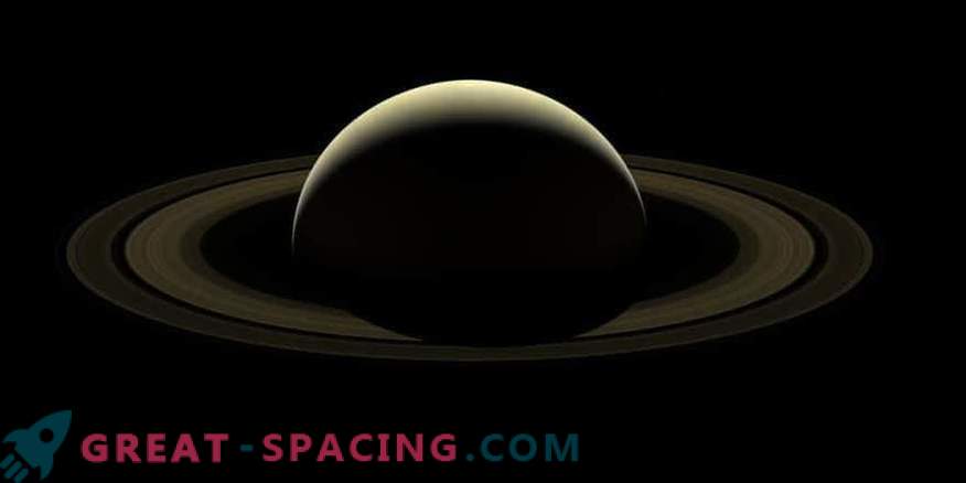 Imagem composta de Cassini: adeus a Saturno