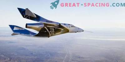 Novo SpaceShipTwo faz o primeiro vôo livre