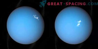 Luzes polares em Urano