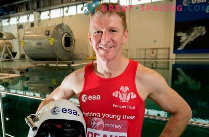 O astronauta britânico planeja participar da Maratona de Londres