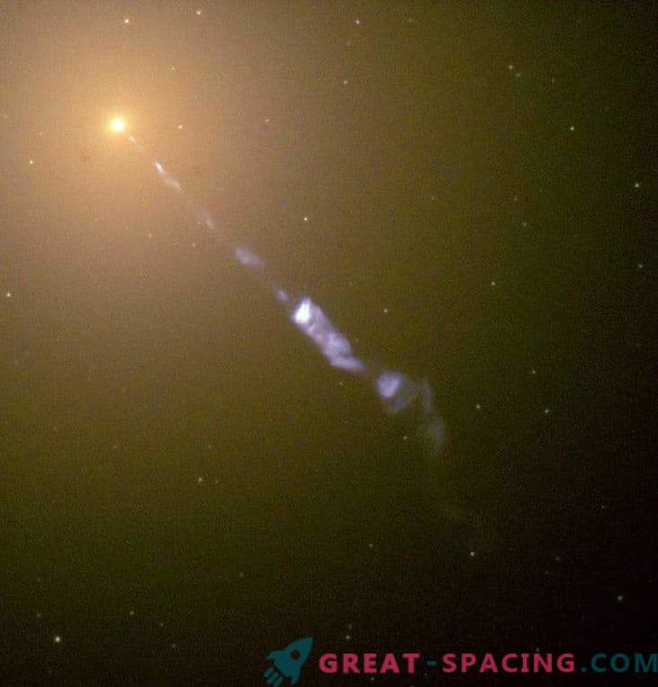Qual a importância da primeira foto de um buraco negro