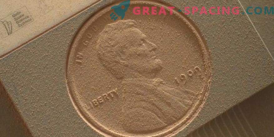 A moeda limpa pelo vento marciano apóia a esperança pelo renascimento do rover