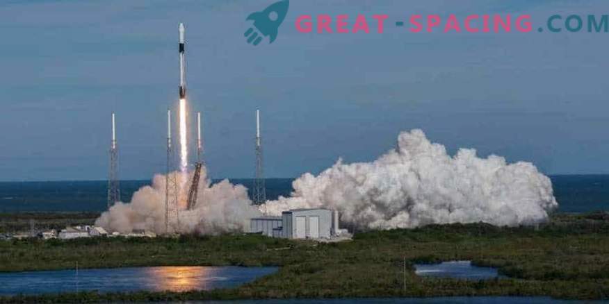 A SpaceX lançou os últimos 10 satélites para o Iridium
