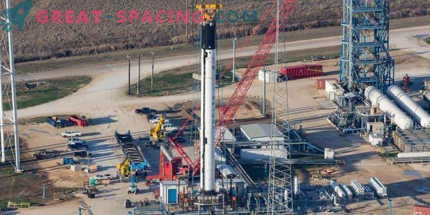A SpaceX atrasa novamente o lançamento histórico dos satélites