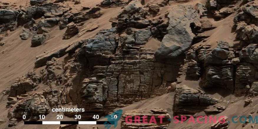 Rover encontró un lago en capas de la antigua Marte