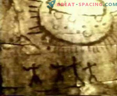 10 peintures rupestres inhabituelles faisant allusion à des êtres extraterrestres. Selon les ufologues