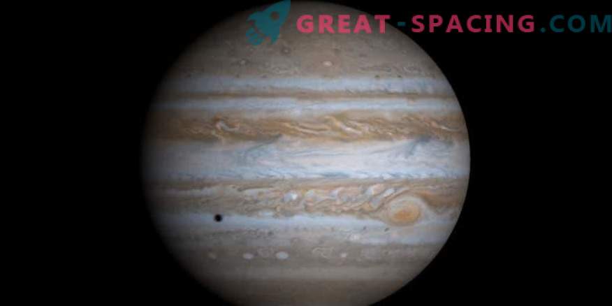10 novos satélites encontrados perto de Júpiter! Como eles conseguiram se esconder?