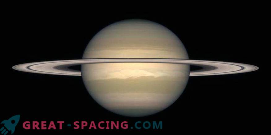 Por quanto tempo Saturno poderá segurar seus anéis