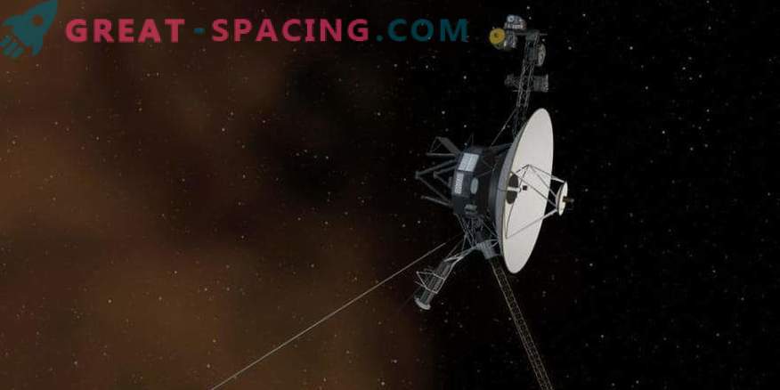 William Shatner envia uma mensagem para Voyager