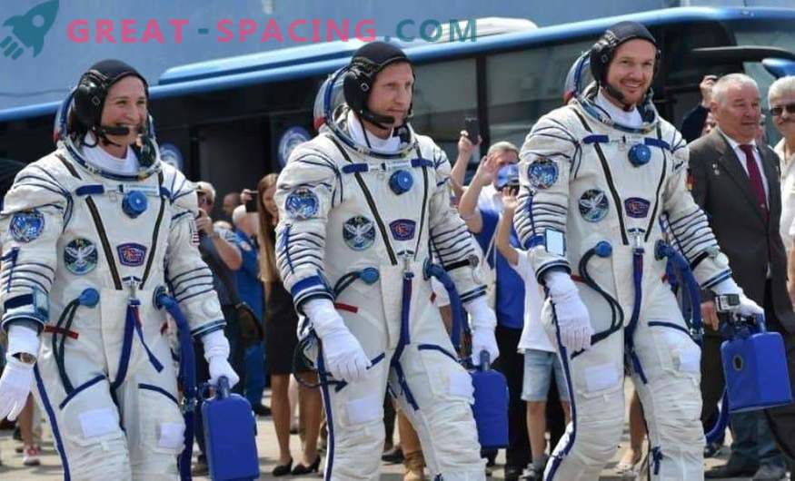 Astronautas retornaram da ISS para a Terra
