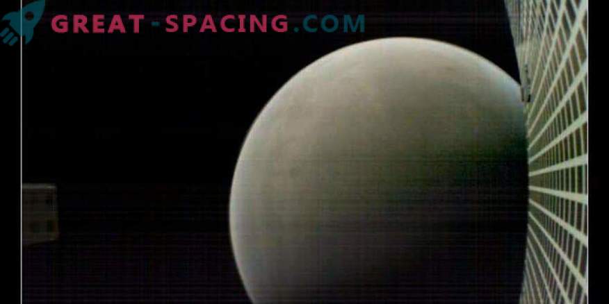 Foto de despedida de Marte de pequenos satélites