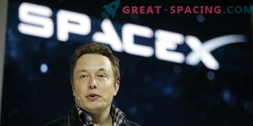 Ilon Musk lançará seu carro no espaço