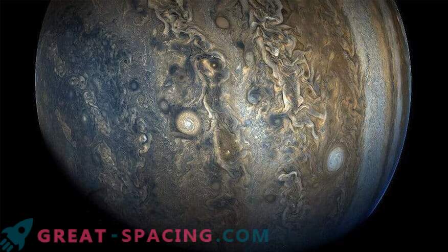 Evento misterioso interrompeu o crescimento de Júpiter