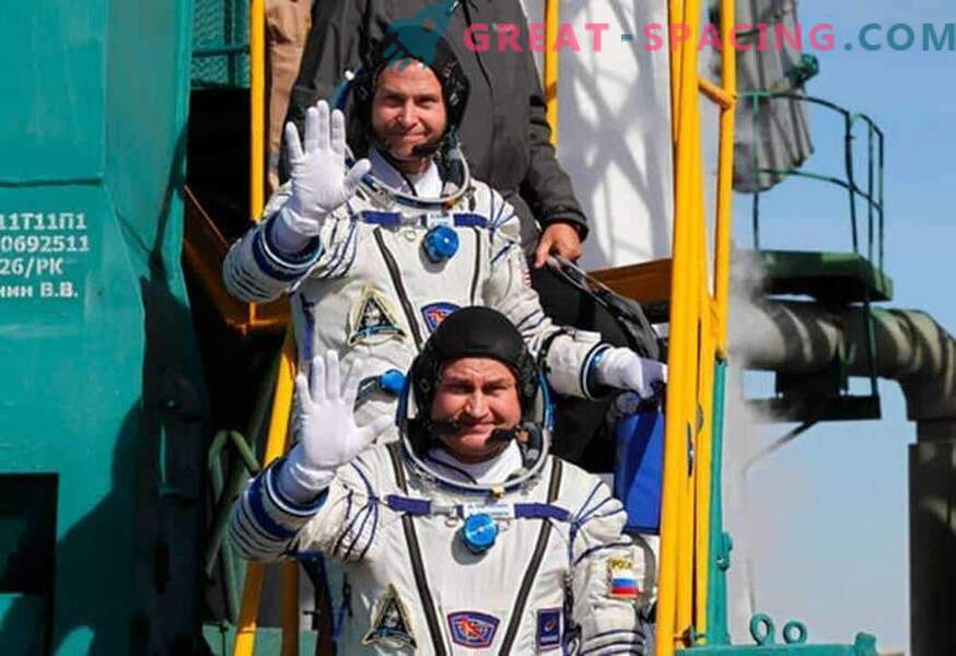 Astronautas sobreviveram após um pouso de emergência